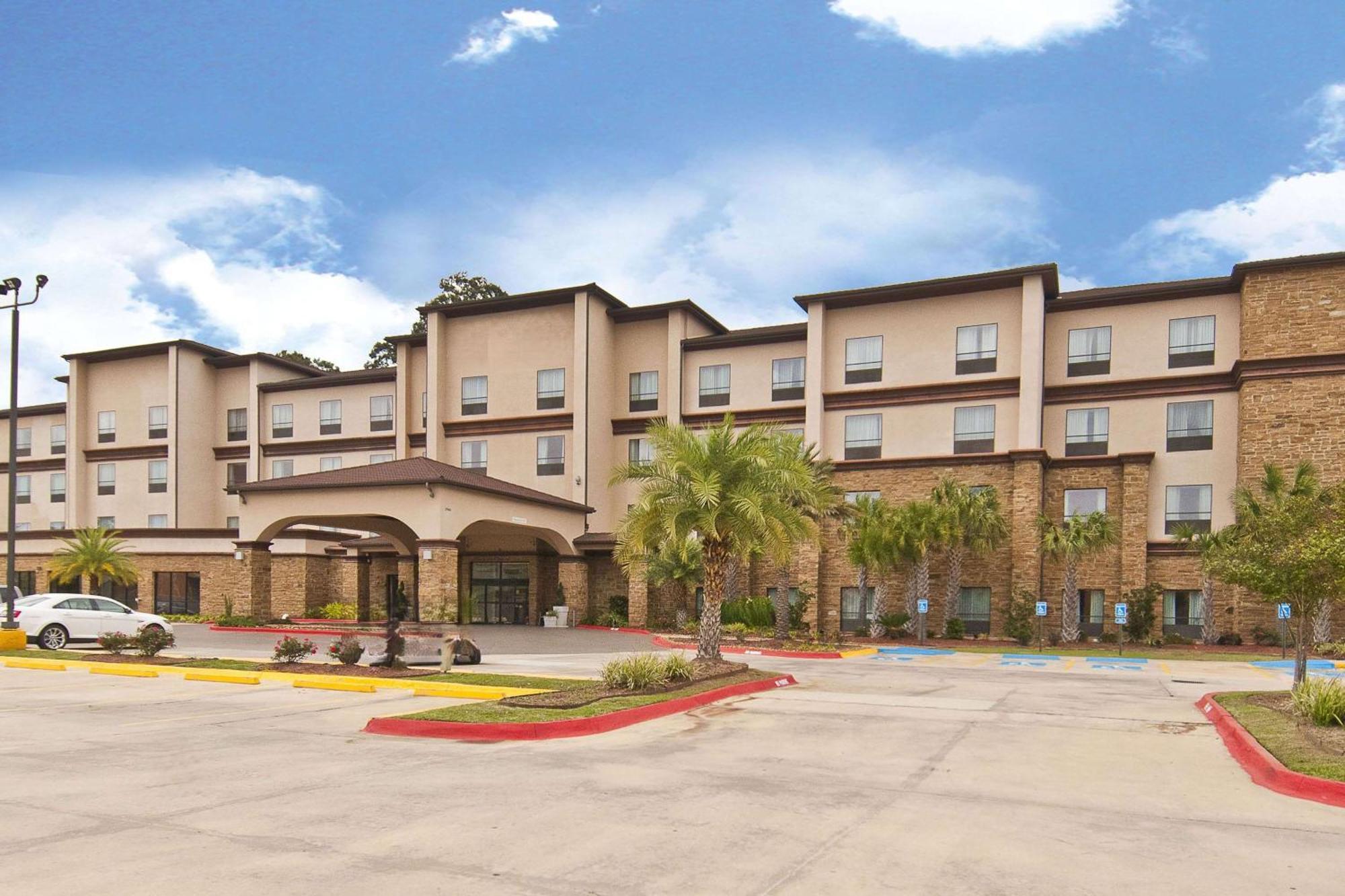 Wyndham Lake Charles Hotel Exterior photo